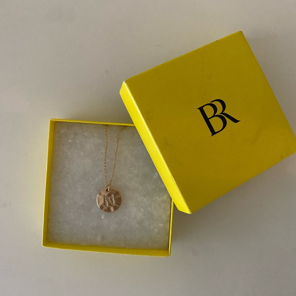 Banana Republic Initial “N” Gold Necklace NWT